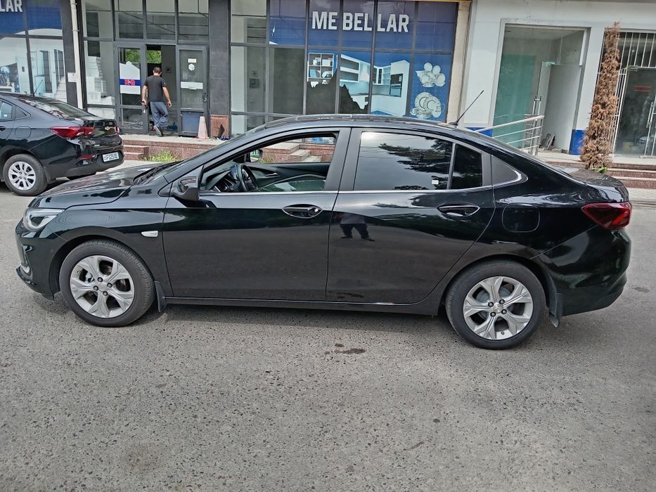 Onix primier turbo 2