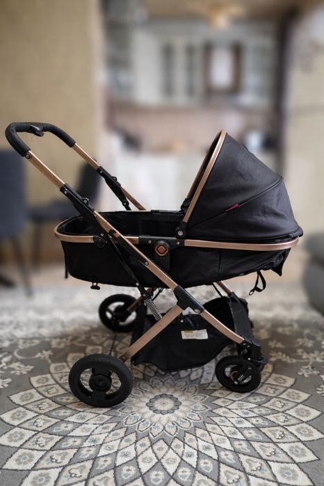 Детская коляска.