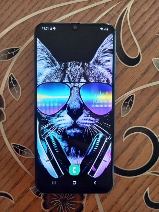 Samsung A50 128 гб