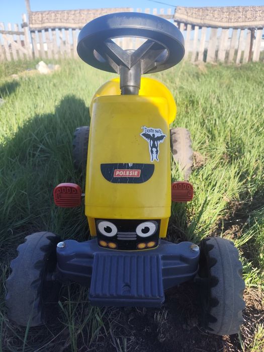 Продам детский трактор каталька