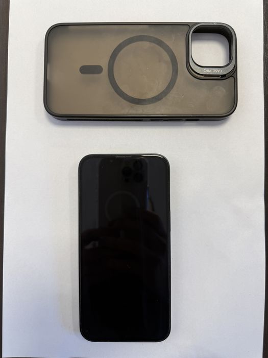 Vând Iphone 13 Negru  - 128 gb