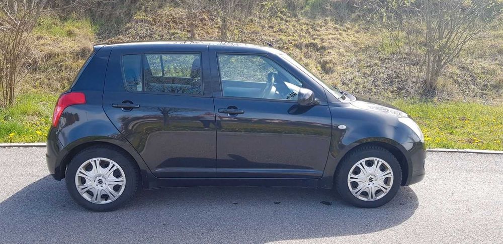Suzuki Swift 06г.  1.3i  92к.с.  На  Части !!!