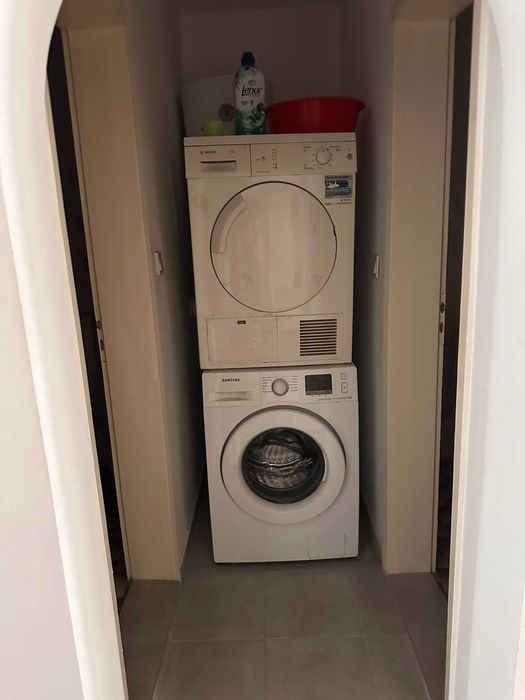 Дава се под наем Тристаен апартамент в Варна, Център - 120 кв.м за 820 € - Снимка #19