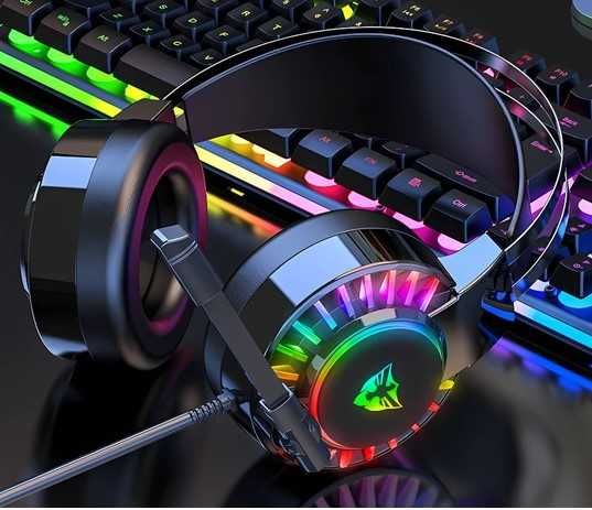 GAMING слушалки за компютър с RGB подсветка и микрофон