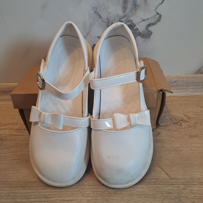 Кокетни детски обувчици