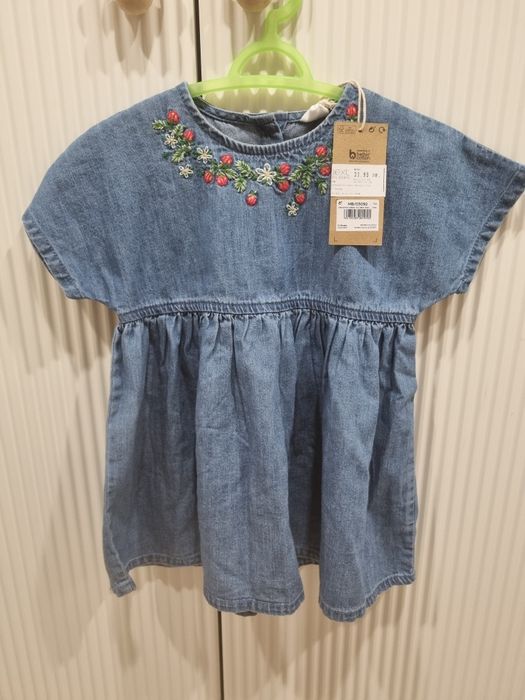 Дрешки за момиче