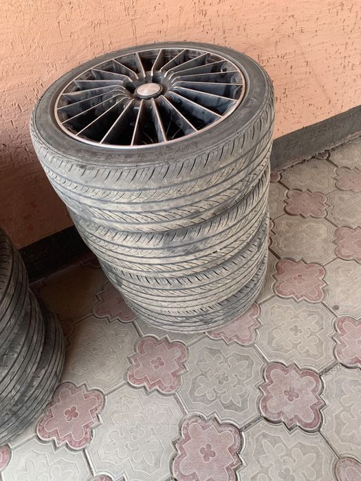 Продам диски на 16 резиной