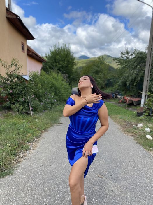 Vand rochie albastra