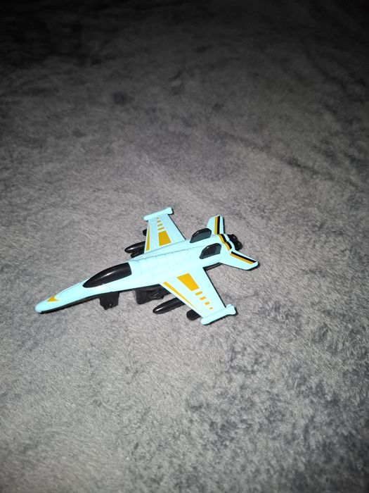 set avioane jucarie