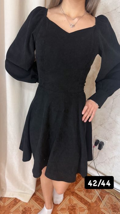 Продам  одежду новую