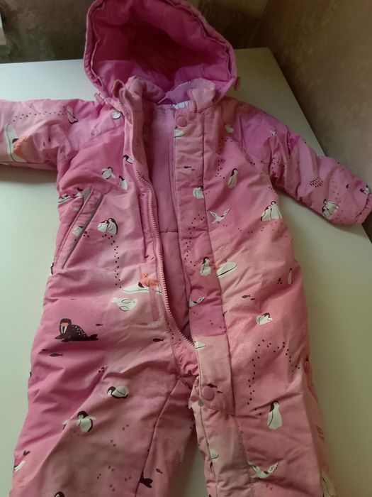 Зимний комбинезон для девочки