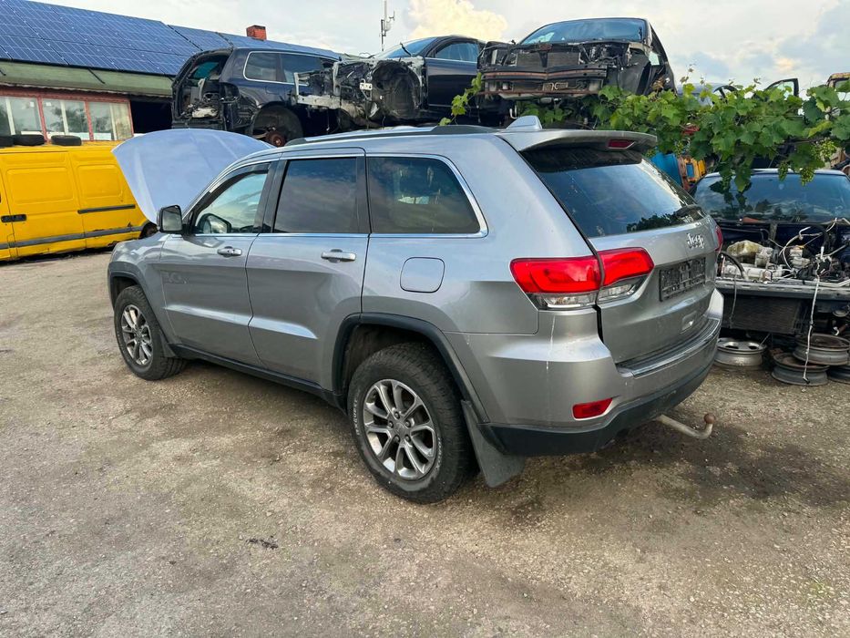 jeep grand cherokee wk2 на части 3.0d vm 44 d джип гранд чероки 3.0д теглич навигация автомат ксенон