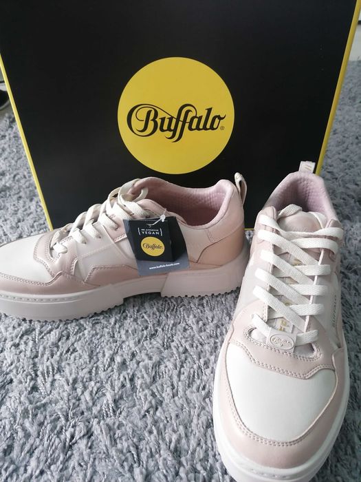 Adidasi Buffalo Vegan