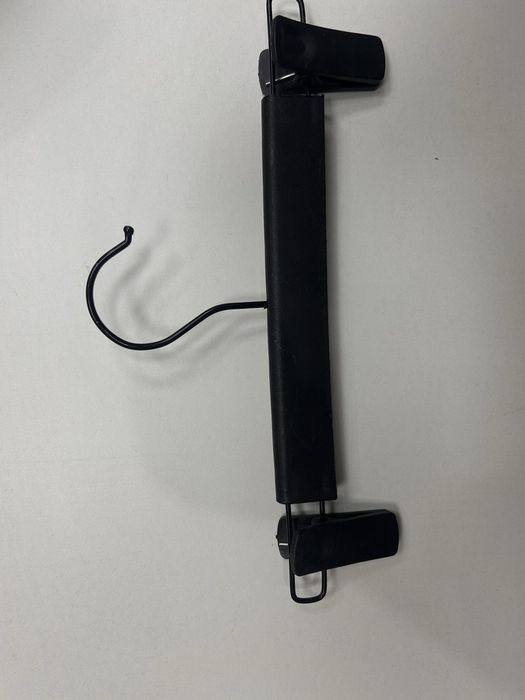 Продам вешалки разные, для брюк и для кофт б/у