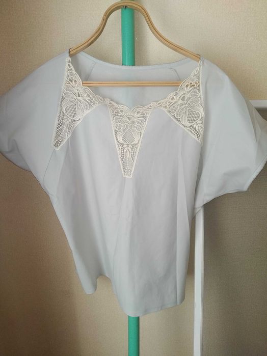 Рубашки и блузки летние женские