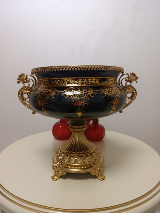 Bagema Karosa firma sotiladi