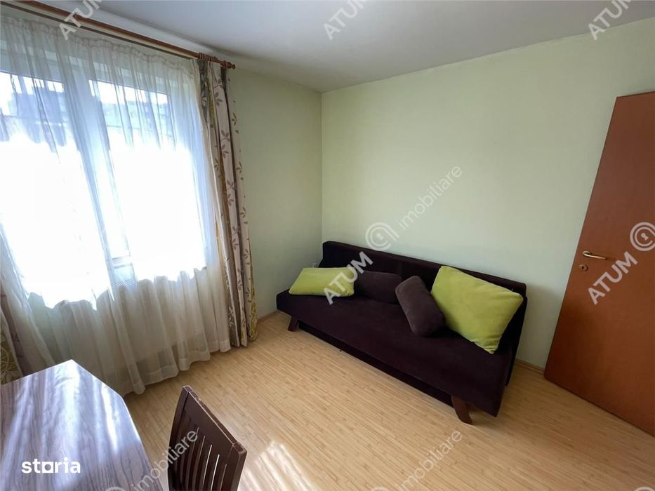 Apartament cu 3 camere balcon loc parcare zona Ciresica din Sibiu