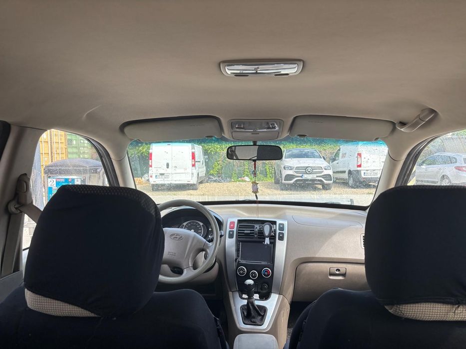 Vând hyundai tucson