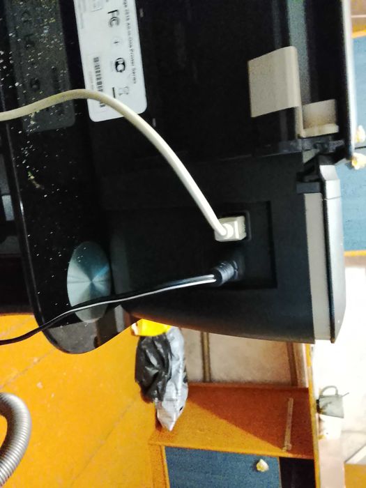 Принтер HP Deskjet InkAdvantage 2515