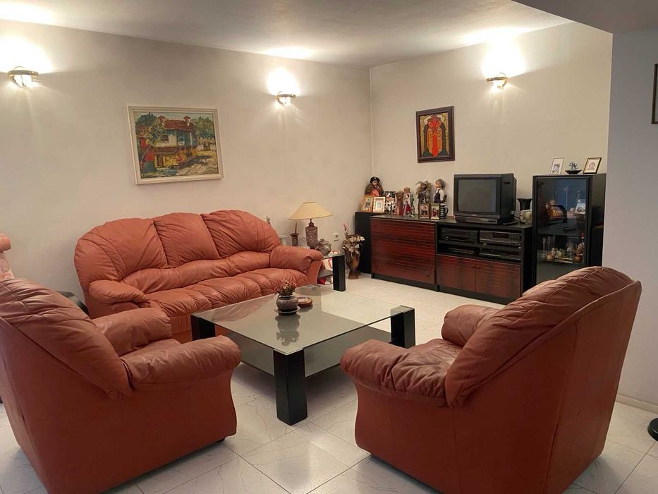 МНОГОСТАЕН 125 кв.м., град Карлово