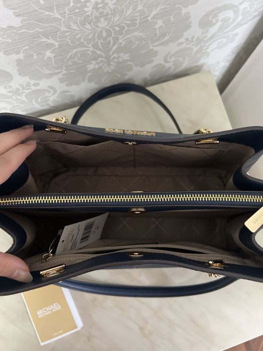 Новая сумка Michael Kors