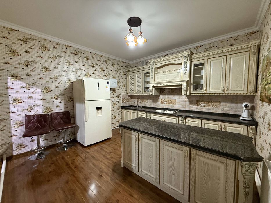 Tayyor 5 sotiqli hovli sotiladi