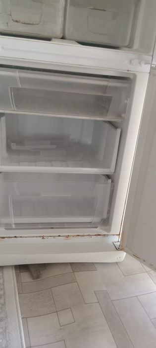 Продам холодильник бу