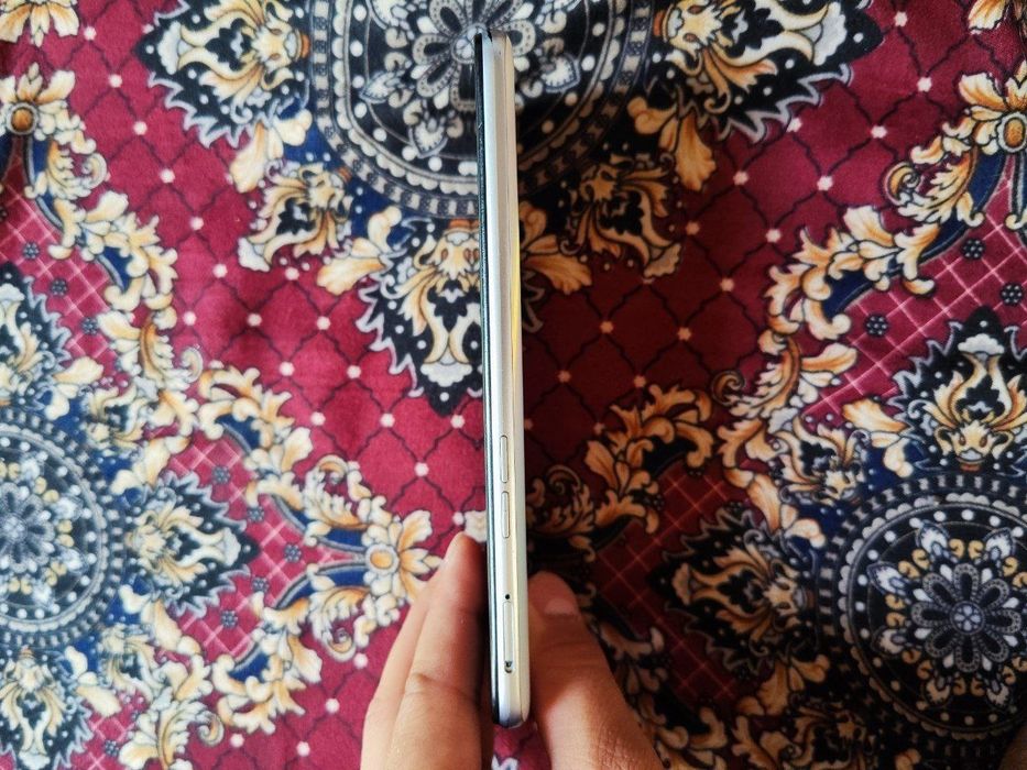 Realmiy 6 pro yahshi sastayani singan joyi bor 128/4 Gb kar dak bor