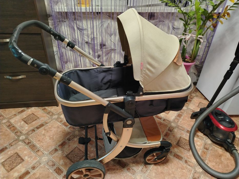Продам каляску в хорошем