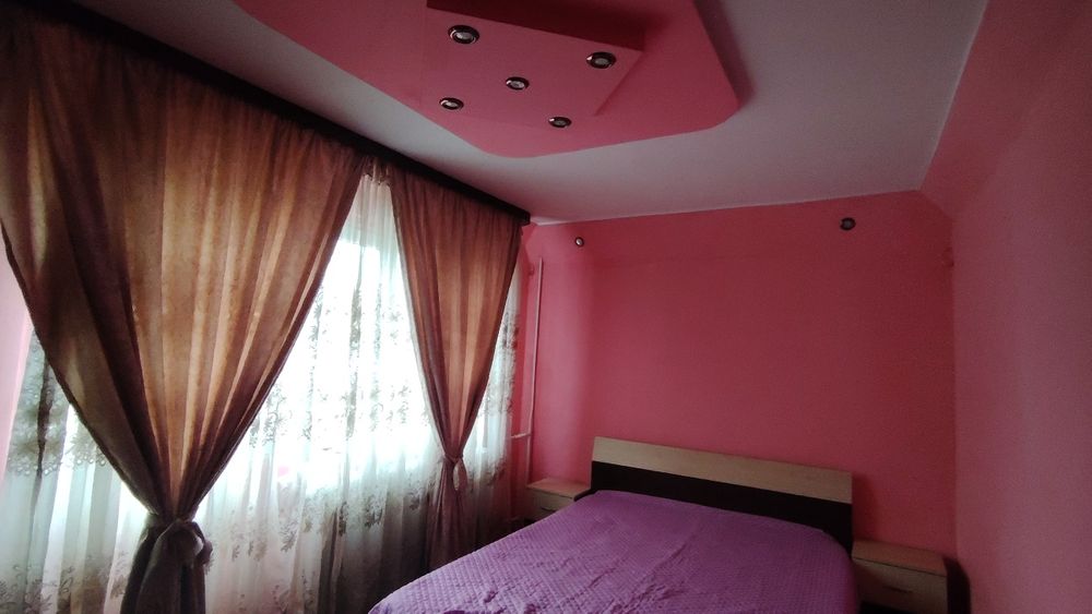 Închiriez apartament 2 camere cartier Brazda!