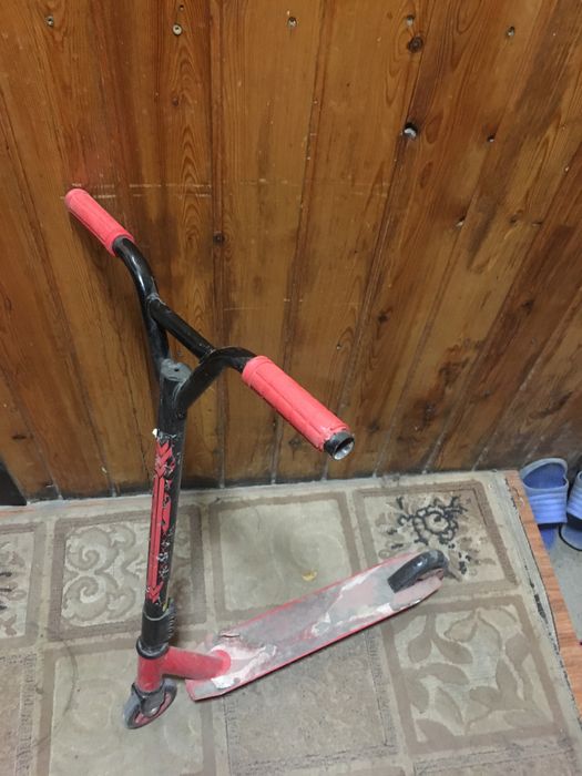 Самокат трюковой