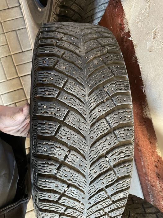 Продам резину Michelin зима