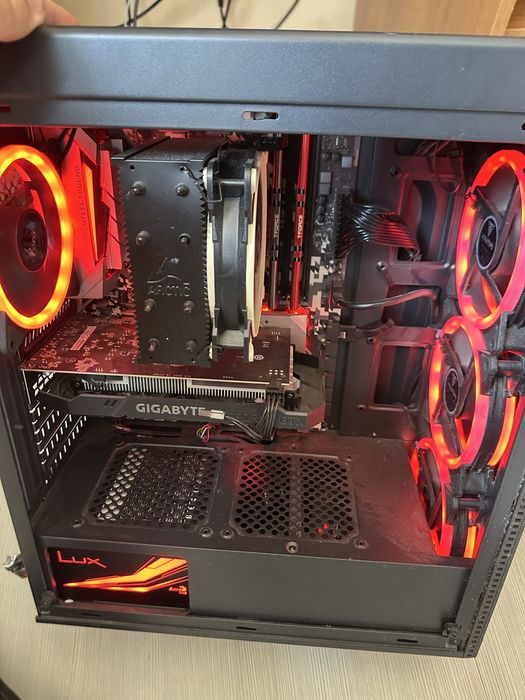 Геймърски компютър