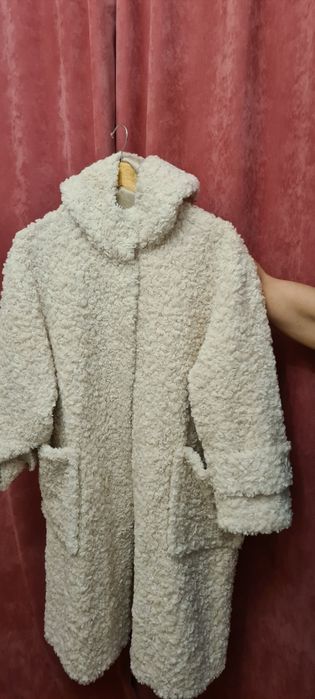 Продам женское пальто