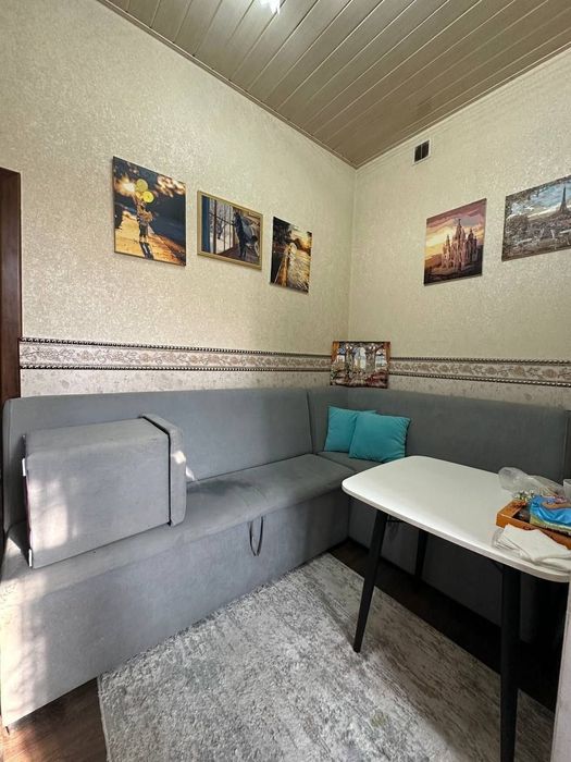 Чаланзар Пионерская срочно Квартира Высокопотолочка 3/3/4 неТорец