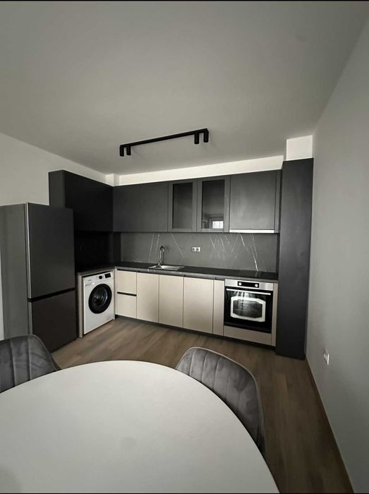 Продава се Тристаен апартамент в Пловдив, Център - 110 кв.м за 1391 €/кв.м - Снимка #1