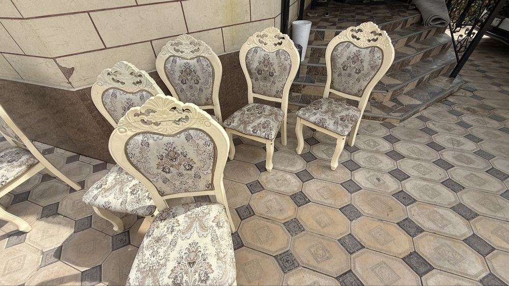 Продам стулья