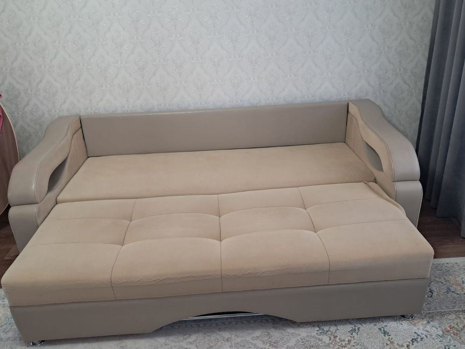 Продам диван в хорошем состоянии