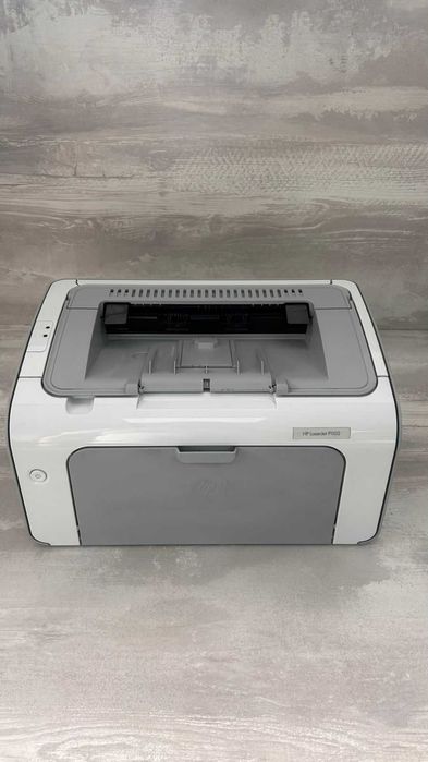HP LaserJet P1102 — Лазерный принтер / Ч/Б / USB