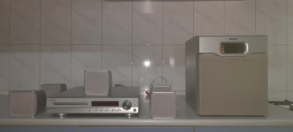 Sistem 5.1 SONY sunet excelent