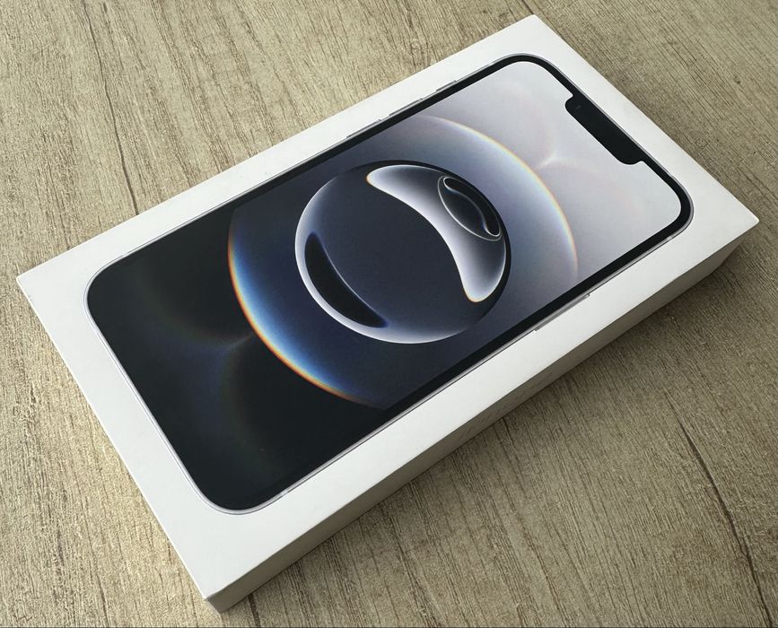 НОВ Iphone 16e Black 128GB 36м. ГАРАНЦИЯ