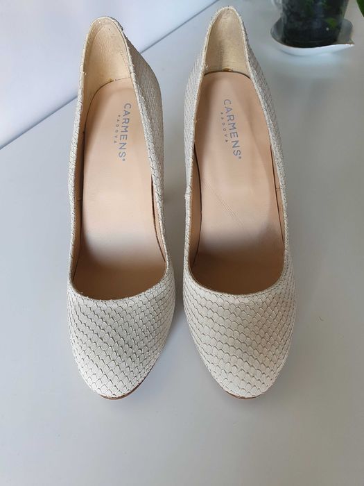 Обувки, 38-ми номер, естествена кожа, интересен принт