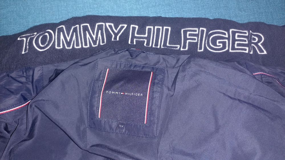 Дебело зимно яке Tommy Hilfiger суичъри