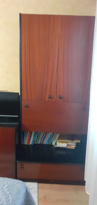 Секция, гардероб, бюро