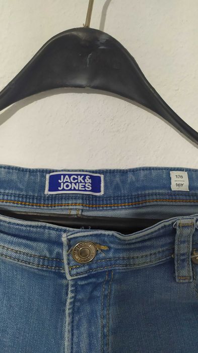 Светлосини дънки Jack & Jones