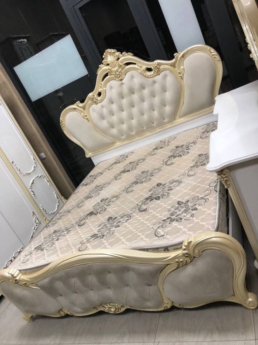 Spalniy ganitur kamplekt