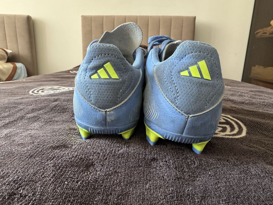 продам бутсы с шыпами