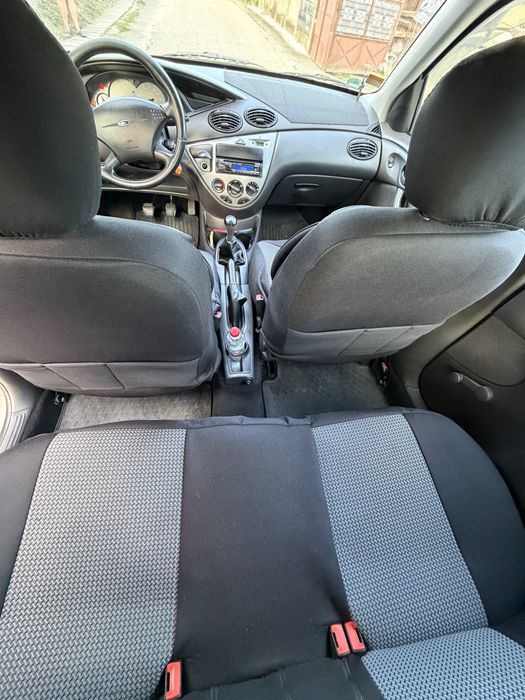 Vand Ford Focus DAW FYDD1, an 25.07.2002, 242100 km