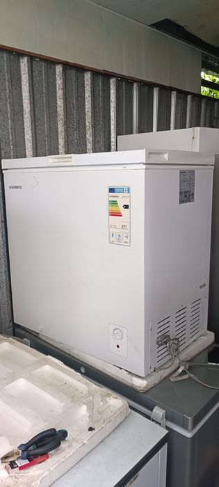 Продам морозильники 218л