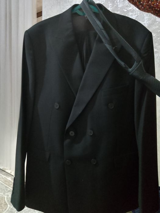 Kastyum shim sotiladi